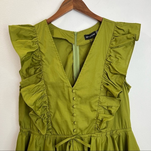 Pretty Little Thing Olive Poplin Button Detail Flare Short Romper Size 8 - Picture 6 of 14